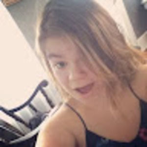 Meet your Posher, Abigail